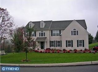 101 Robert Joseph Rd, Pottstown, PA 19465