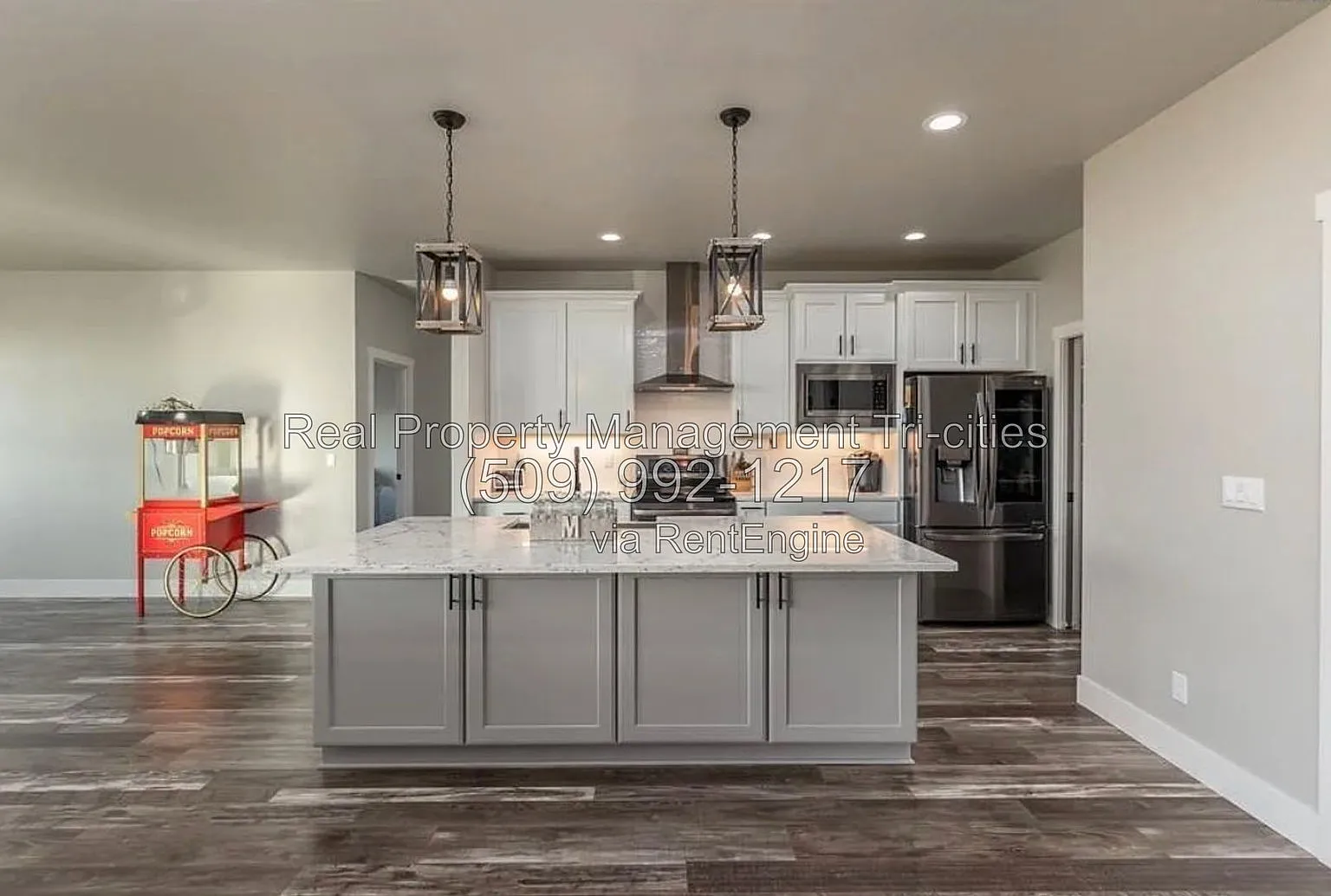 3 bed, 2.0 bath, 2254 sqft, $2,895 — Photo 4