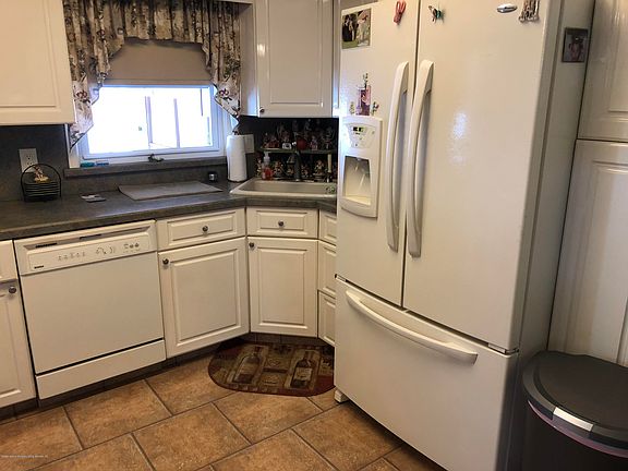 3rd image of 341 Cortelyou Ave