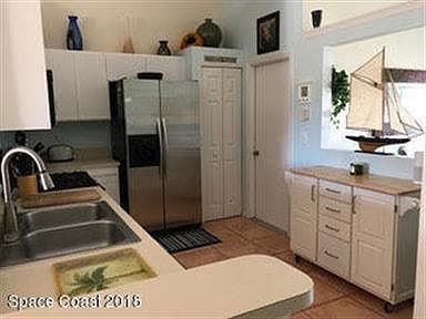 3rd image of 7094 Bracken Ln