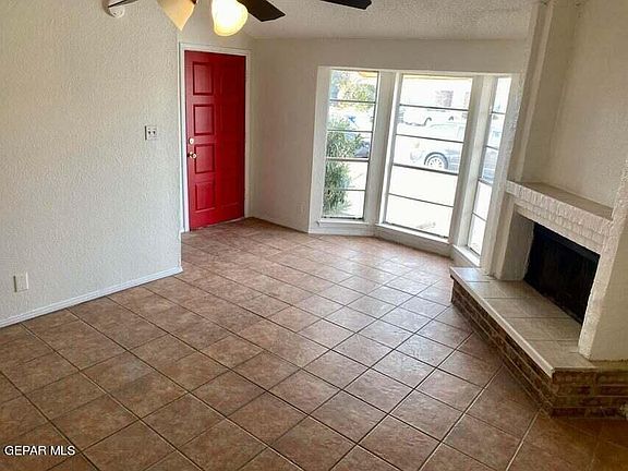 2nd image of 10212 Silver Strand Pl
