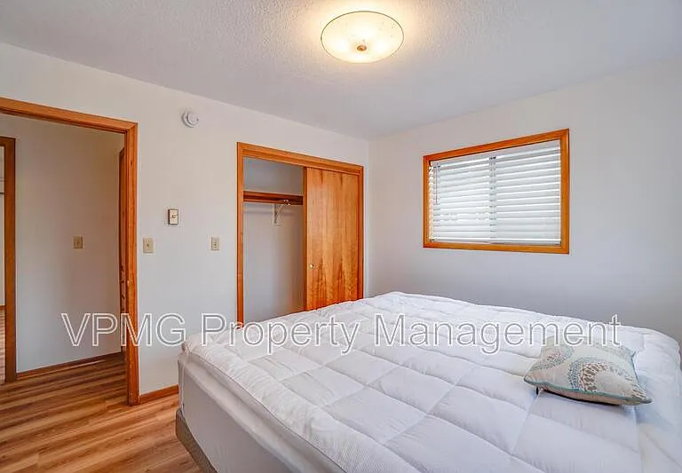 7301 Indiana St — Photo 28
