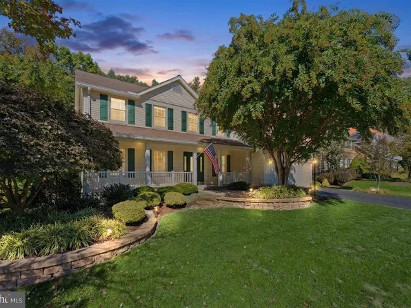 6694 Stonebrook Dr, Clifton, VA 20124