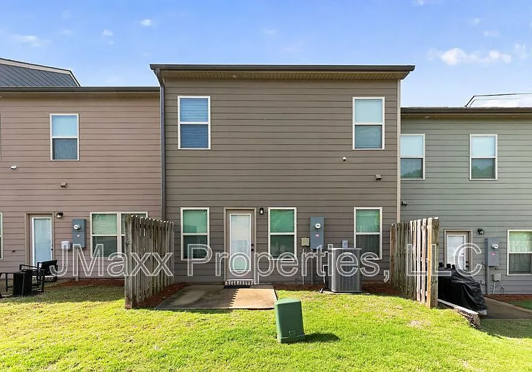7151 Chara Ln — Photo 15