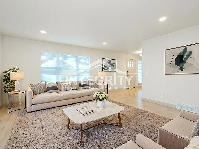 6475 W Kingsley Ave — Photo 5