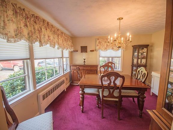 5th image of 26 Kathleen Ln