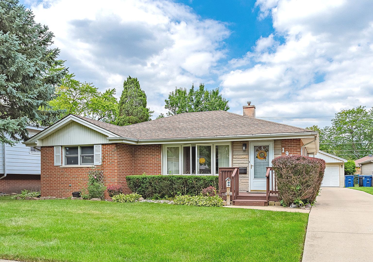 1904 Nimitz Dr, Des Plaines, IL 60018 Zillow