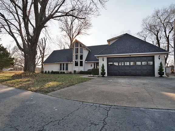 3rd image of 10801 S 590th Rd