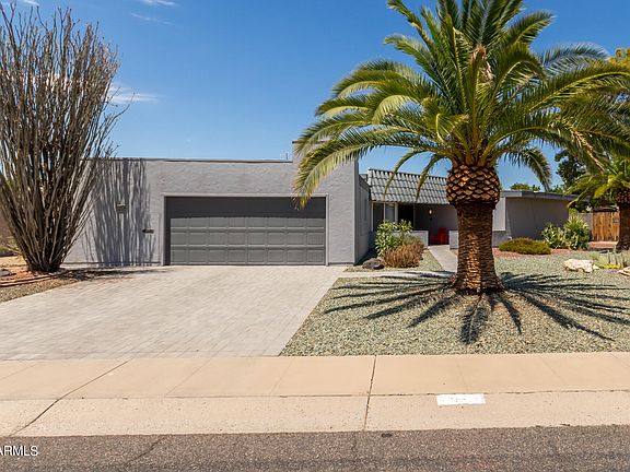 3rd image of 16414 N DESERT HOLLY Drive