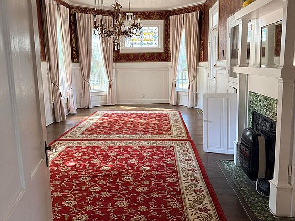 3rd image of 4320 Main Street