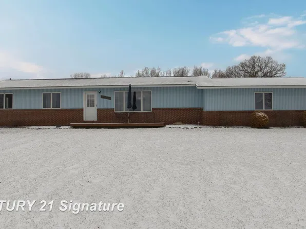 4625 Hibbard Rd, Corunna, MI 48817