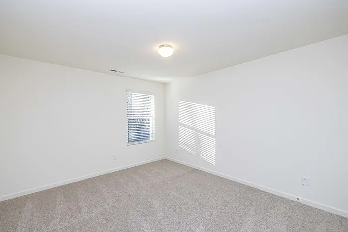 105 Luna Ln — Photo 20