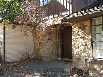 3rd image of 3490 Barberry Ln