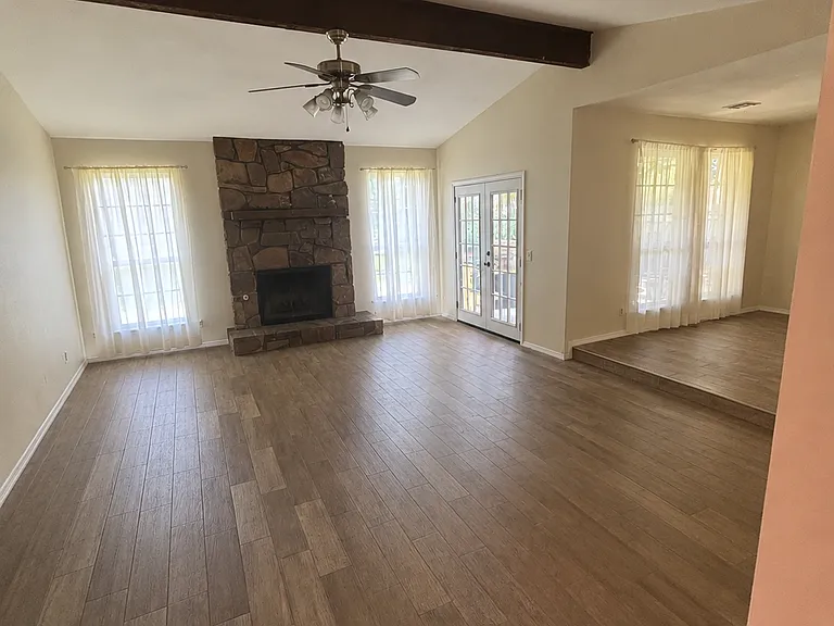 9423 S 90th East Ave — Photo 2