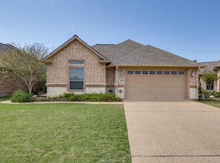 1809 Lakeshore (pvt) Cir, College Station, TX 77845