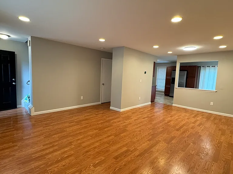 46 Renee Ct — Photo 15