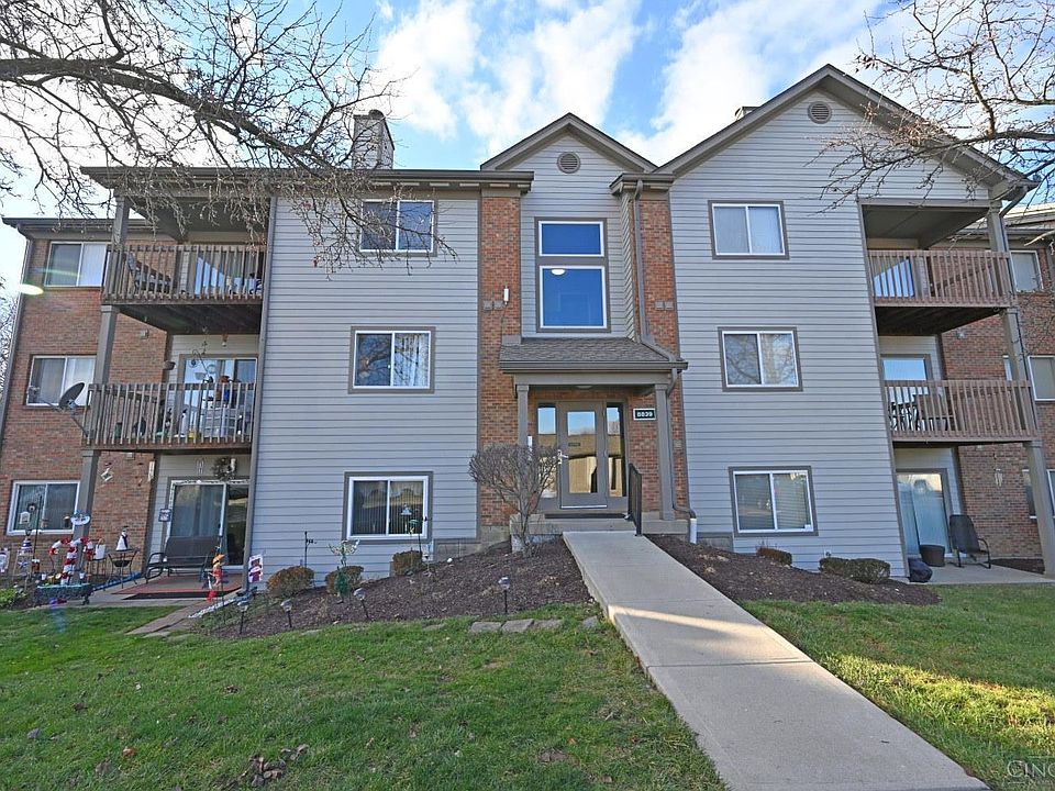 Front of the condo building Unit is on the second floor back side with lots of privacy