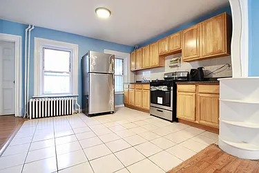 Rented by New York Realty Minimax Inc