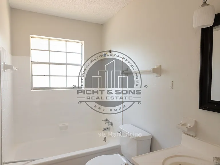 3216 Jim Lee Rd #2-A — Photo 11