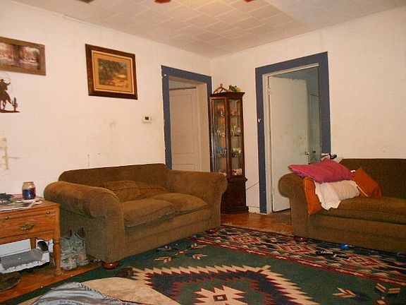 4th image of 1285 Fm 1116