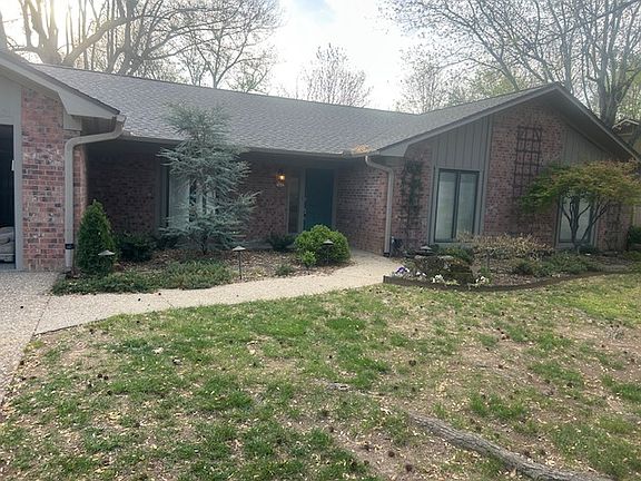 2nd image of 2842 N Stanton Ave