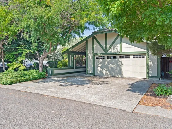 1049 S Ely Boulevard S, Petaluma, CA 94954