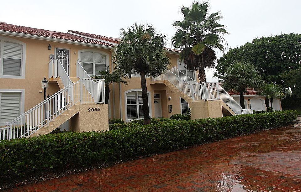 1st image of 2055 Cascades Dr APT 1