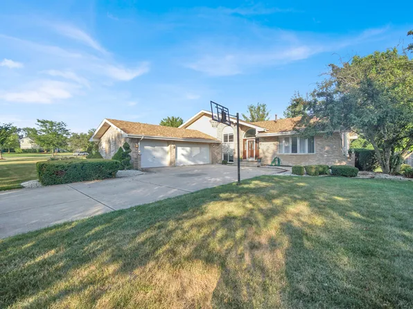 21375 Georgetown Rd, Frankfort, IL 60423