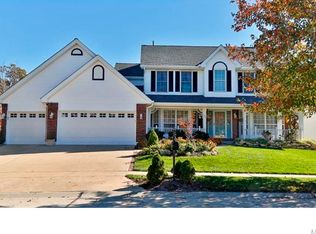 626 Castle Meadows Ct, Ballwin, MO 63021