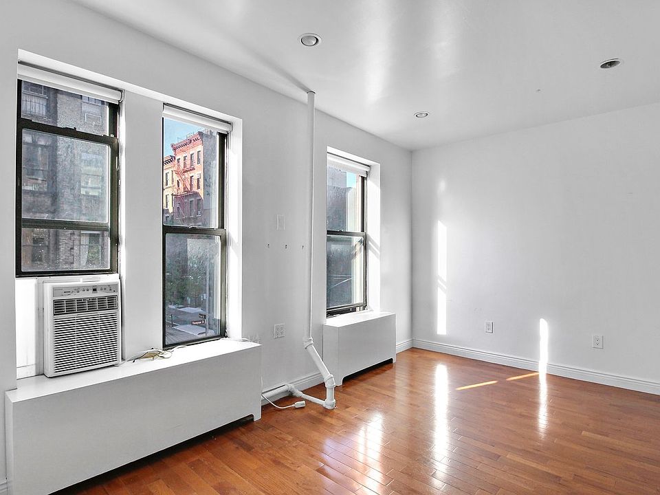 1st image of 120 Thompson St APT 8