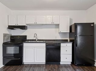 200 1st St, Excelsior, MN 55331