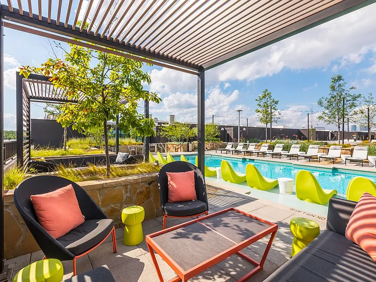 Fifteen15 South Lamar Apartments — Photo 28