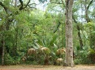 131 Sea Marsh Rd, Fernandina Beach, FL 32034