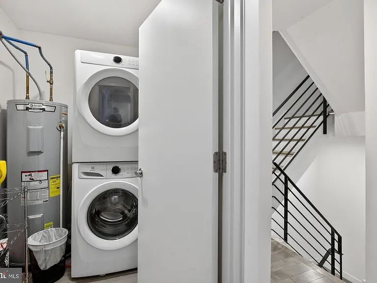 1650 Point Breeze Ave #3 — Photo 8