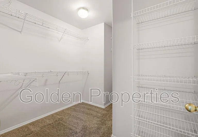 10654 N Seaside St — Photo 16