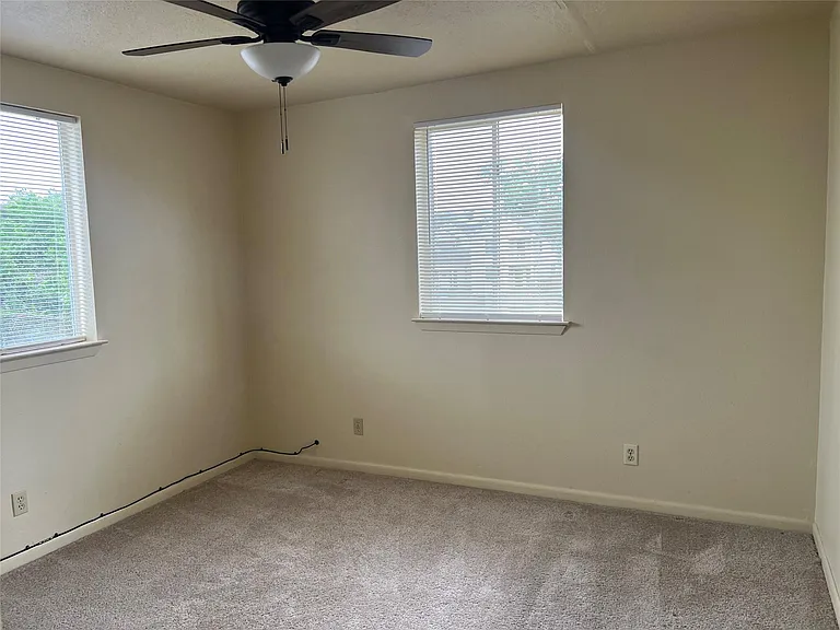 1201 Gillette St #4 — Photo 9