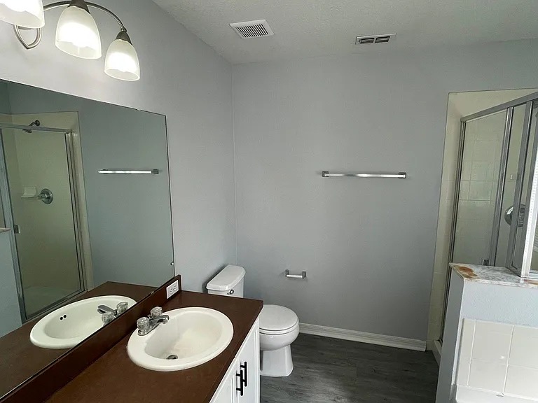 500 Berry James Ct — Photo 10