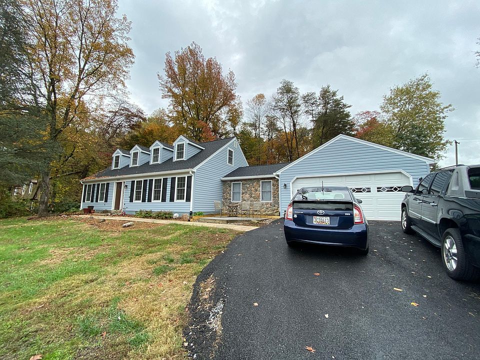 1st image of 2627 Poplar Ct