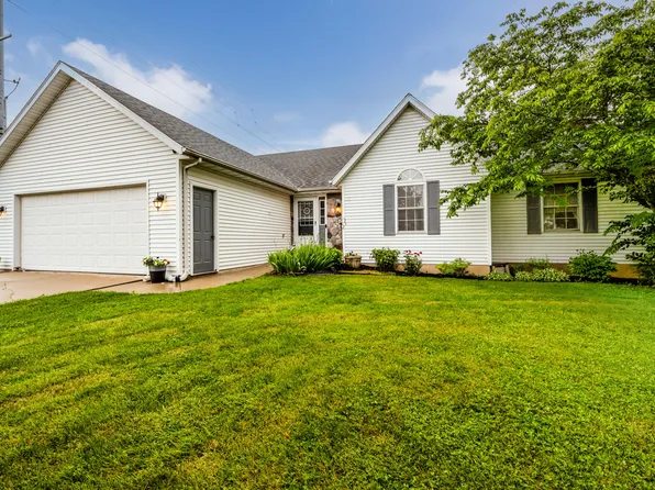 6515 Niagara Cir, Stevensville, MI 49127