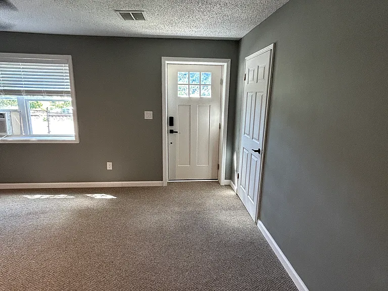 5355 Midland Trl #15 — Photo 3