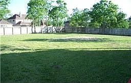 2nd image of 909 W Edgewood Dr