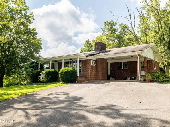 7814 E Lamar Alexander Pkwy, Townsend, TN 37882
