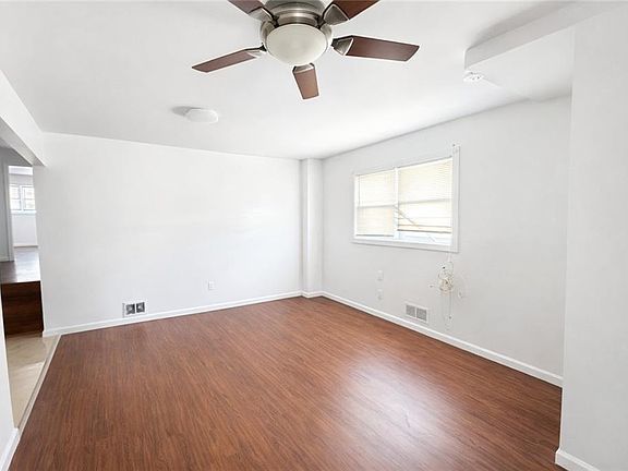 3rd image of 17 Alexander Ave
