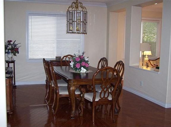 Formal Dinning Room