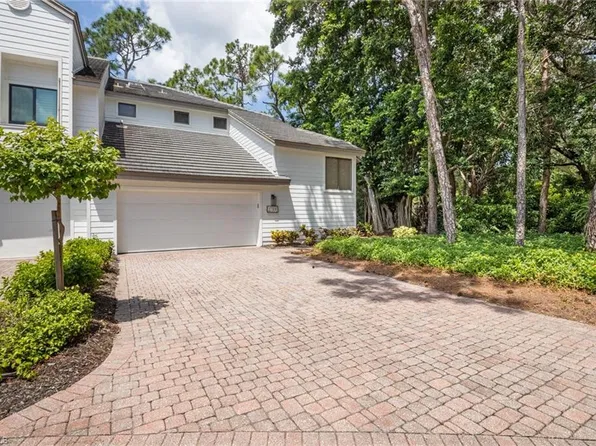 27100 Oakwood Lake DR, BONITA SPRINGS, FL 34134