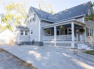 1332 9th St, Nevada, IA 50201