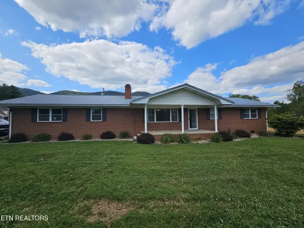 209 Dunn Cir, Speedwell, TN 37870