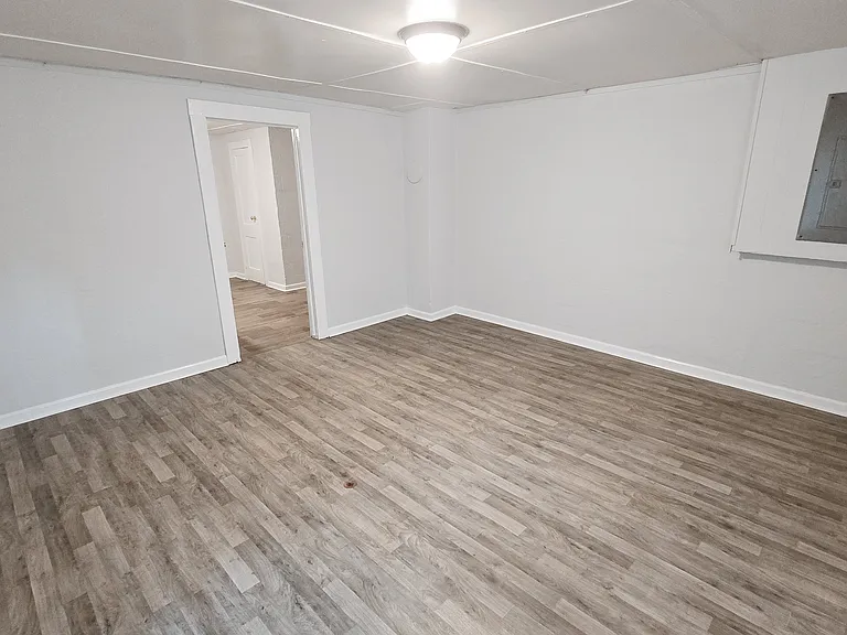 236 Berkley St SE #B — Photo 5