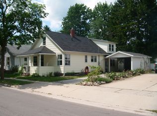 1610 Elizabeth St, Midland, MI 48640