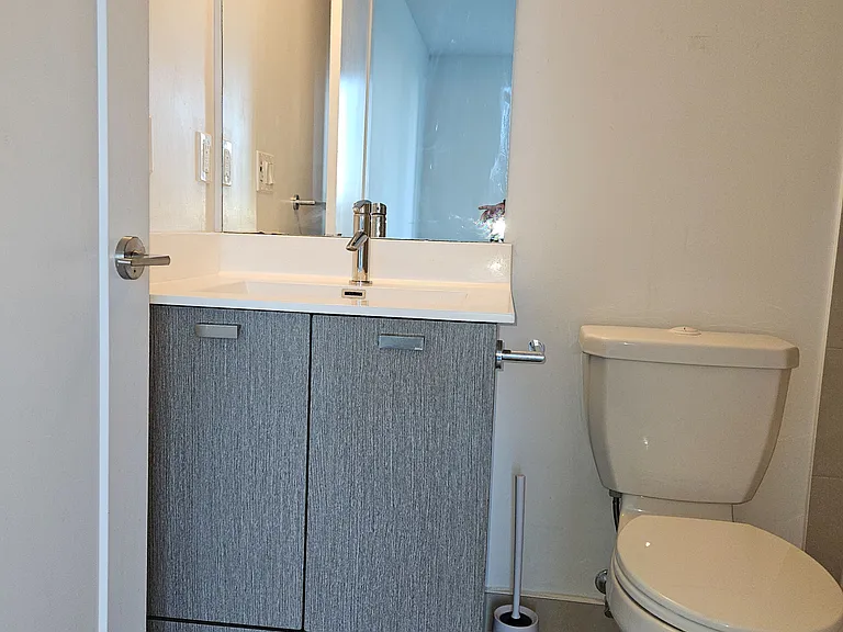 275 Village Green Sq #316 — Photo 18